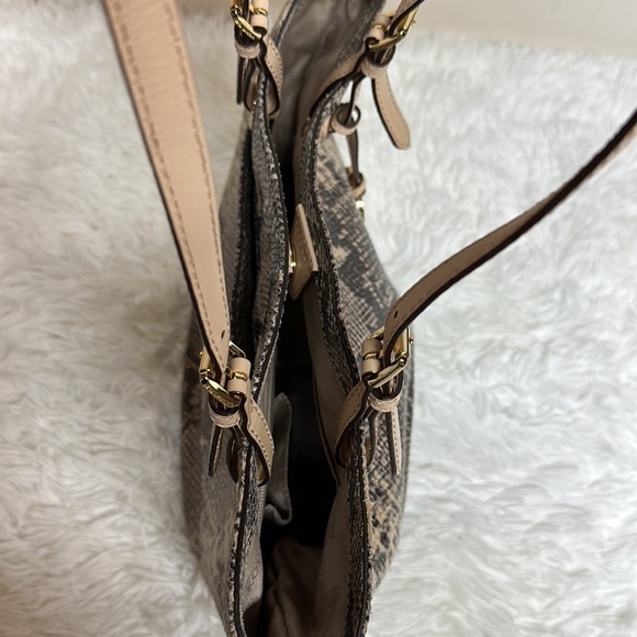 Micheal Kors Leather / Snakeskin (Python) Tote Bag - Picture 7 of 7
